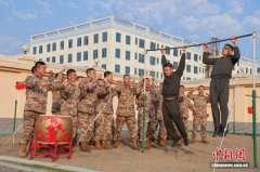 （新春走基层）广西武警军营年味足 多彩活动暖兵心